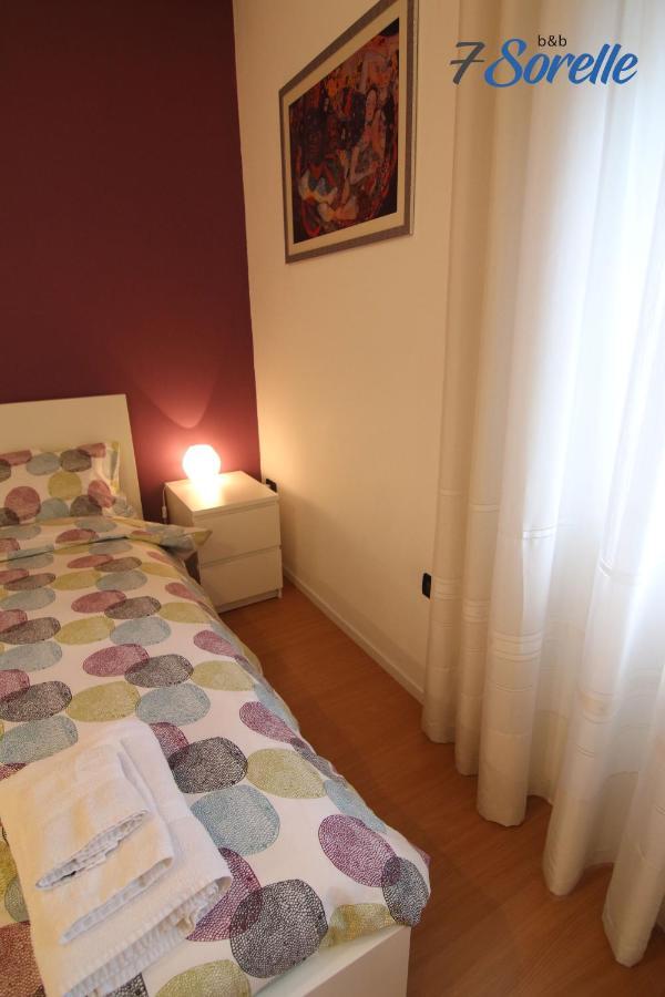 "7 Sorelle B&B" Camere In Pieno Centro Citta Con Bagno Privato, Free High Speed Wi-Fi, Netflix Cosenza Exterior photo